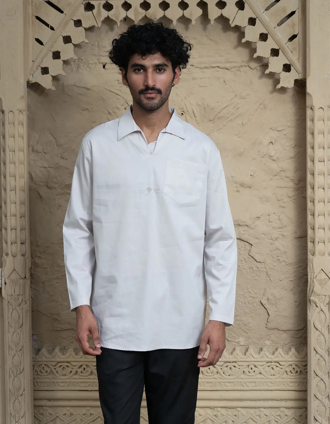 MEN’S CHEST POCKET KURTA
